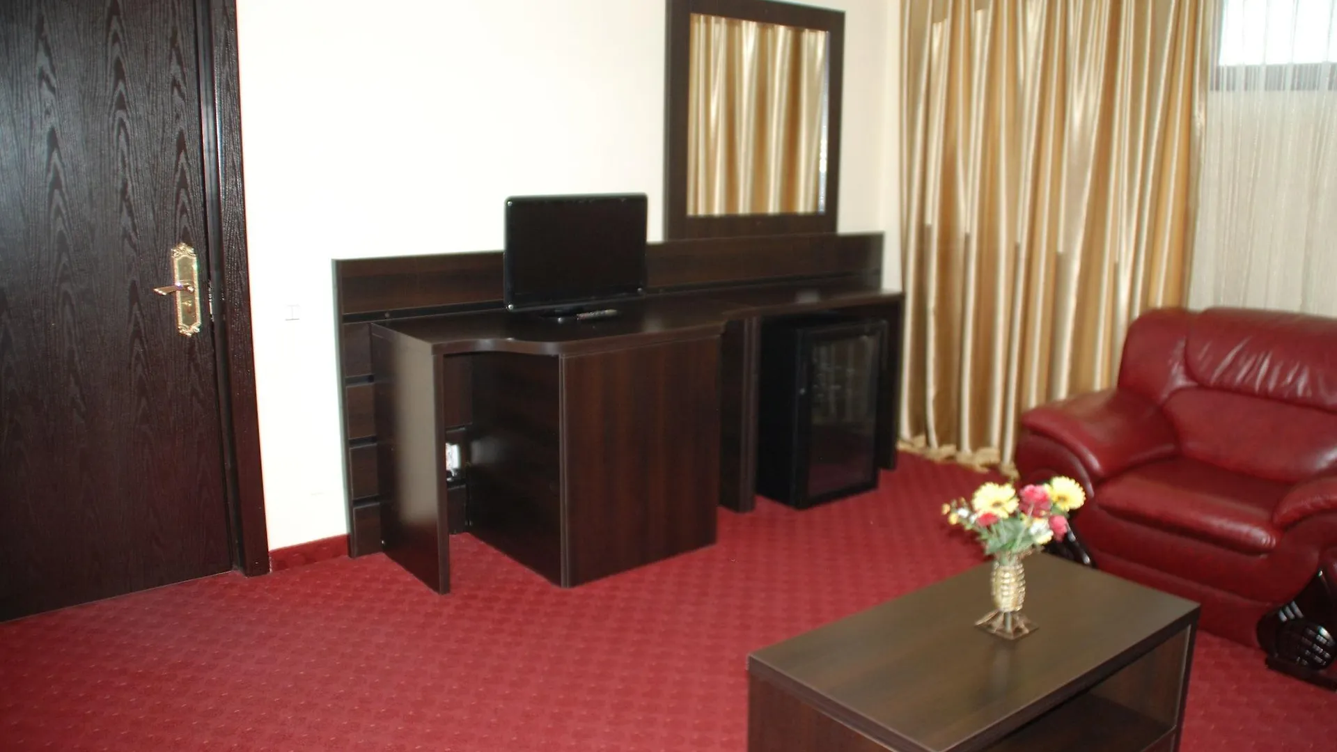 בוקרשט Hotel Ancor